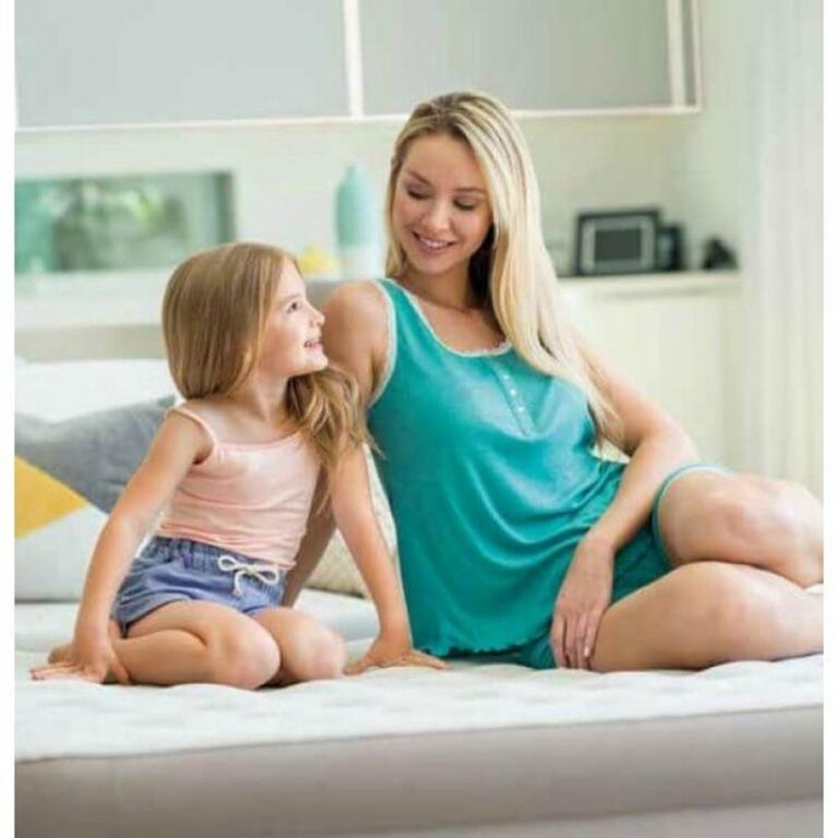 Luchtbed met pomp kopen: beste opblaasbed met ingebouwde pomp