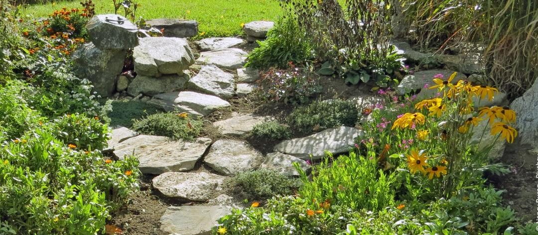 8 ideeën om mooie tuinpaden aan te leggen