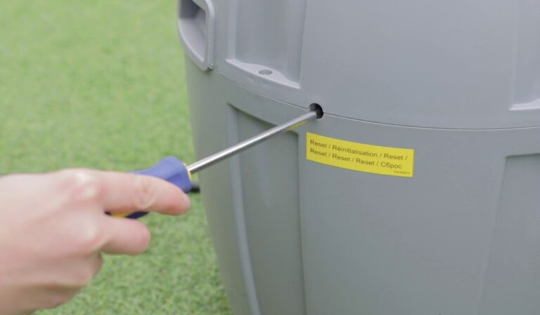 Hoe Lay Z spa resetten?